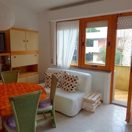 M98 Marcelli Trilocale Con Terrazzo A 50mt Dal Mare Dx *